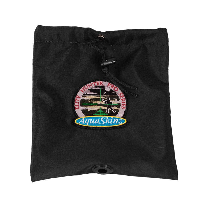 http://whitewateroutfitters.com/cdn/shop/products/aquaskinz-pro-series-reel-cover-700x700_800x.jpg?v=1543169194