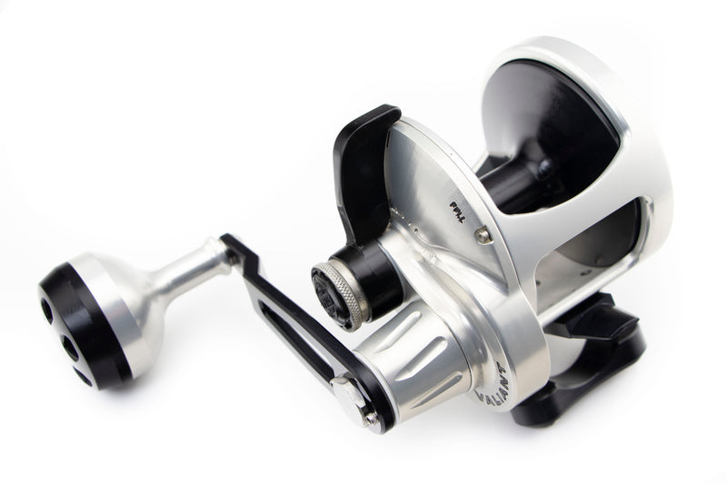 Accurate Boss Valiant Single Speed Lever Drag Reels
